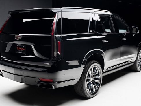 Used 2024 Cadillac Escalade Sport Platinum w/ LPO, Floor Liner Package image 33