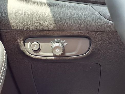 Certified 2026 Buick Encore GX Preferred AWD/4WD image 17