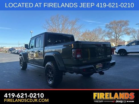 Used 2023 Jeep Gladiator Willys image 6