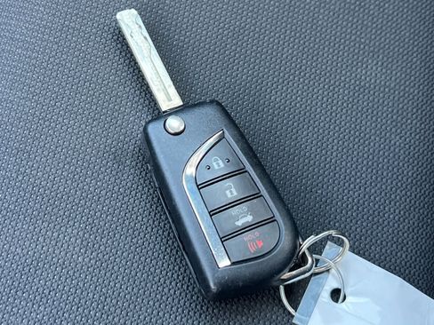 Used 2024 Toyota Corolla LE image 24