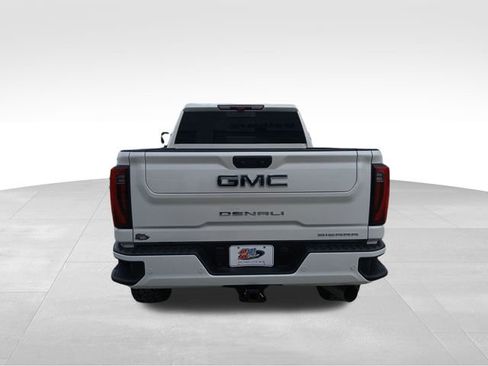 Used 2024 GMC Sierra 2500 Denali Ultimate image 4