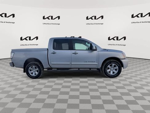 Used 2006 Nissan Titan LE w/ (T01) Tow Pkg image 9