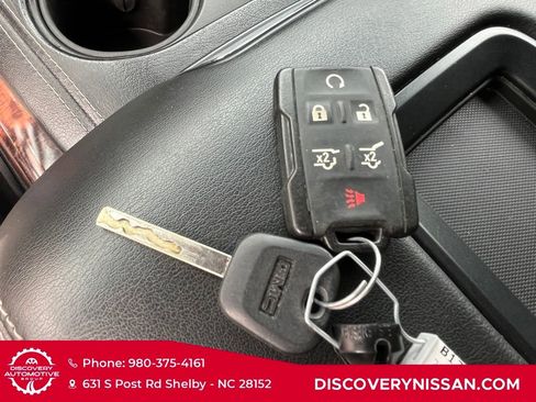 Used 2017 GMC Yukon SLE w/ Convenience Package image 28