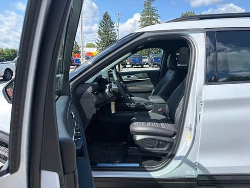New 2026 Ford Explorer ST-Line AWD/4WD image 19