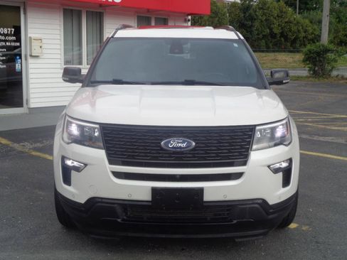 Used 2018 Ford Explorer Sport w/ Equipment Group 401A AWD/4WD image 15