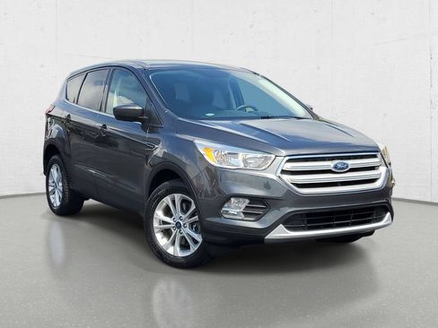 Used 2019 Ford Escape SE AWD/4WD image 2