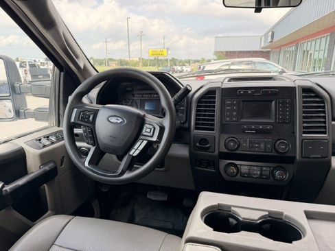Used 2018 Ford F350 XL w/ Power Equipment Group RWD image 22
