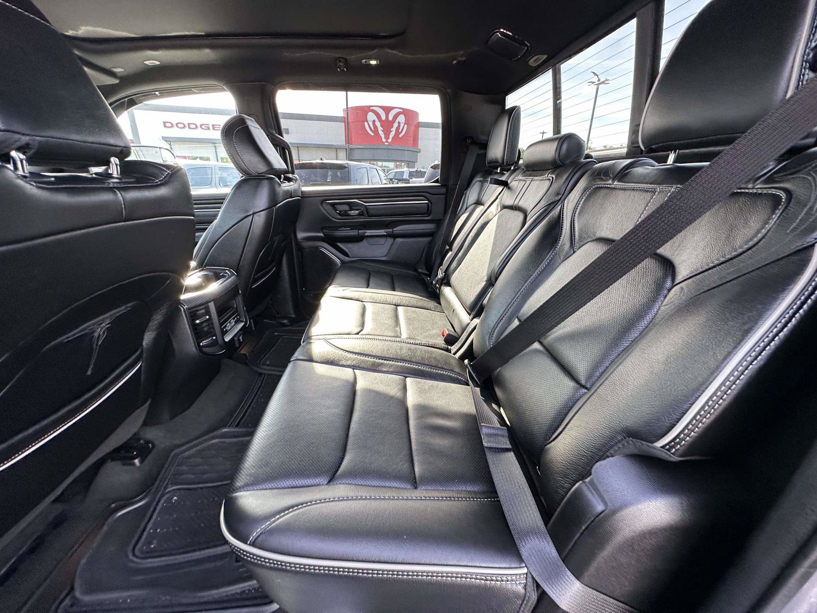Used 2024 RAM 1500 Limited AWD/4WD image 36