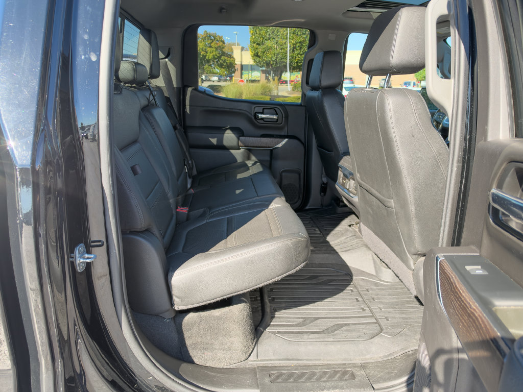 Used 2022 GMC Sierra 1500 Denali w/ Denali Premium Package AWD/4WD image 11