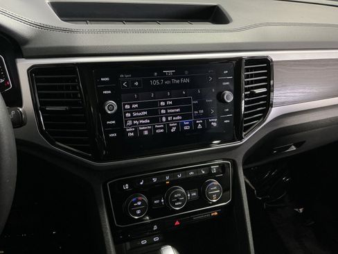 Used 2023 Volkswagen Atlas SE AWD/4WD image 19
