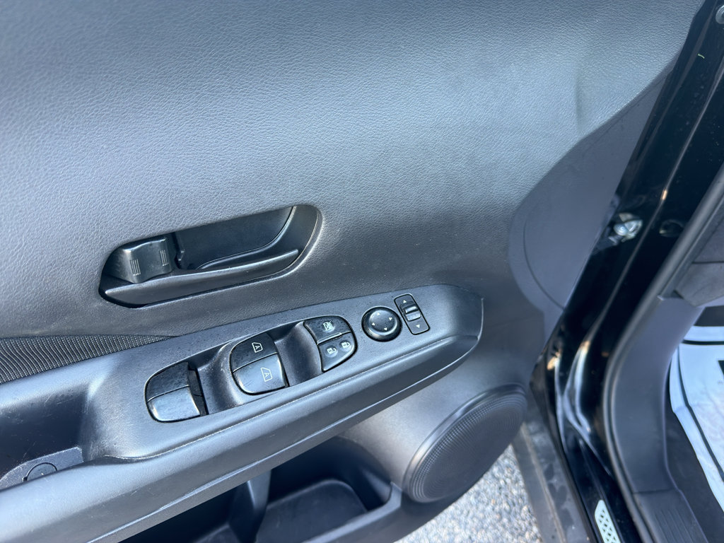 Used 2024 Nissan Kicks S FWD image 14