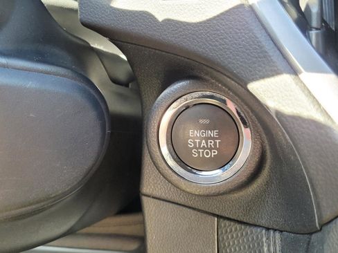 Used 2023 Subaru Forester Premium image 31