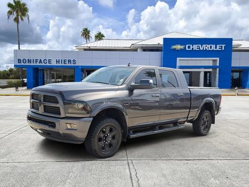 Used 2017 RAM 2500 Laramie w/ Sport Appearance Group AWD/4WD image 2