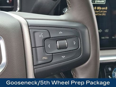 Used 2025 GMC Sierra 2500 Denali w/ Denali Reserve Package AWD/4WD image 8