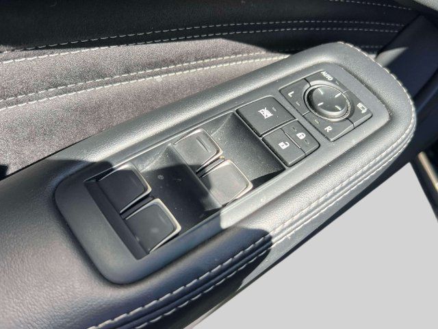 Used 2018 Lexus LS 500 F Sport w/ Accessory Package (Z1) AWD/4WD image 23