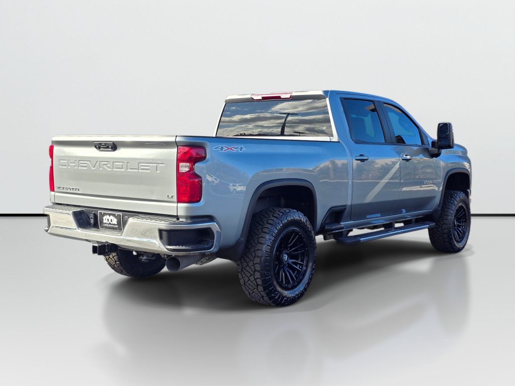Used 2025 Chevrolet Silverado 2500 LT w/ Convenience Package AWD/4WD image 5