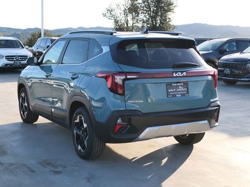 New 2026 Kia Seltos EX image 6