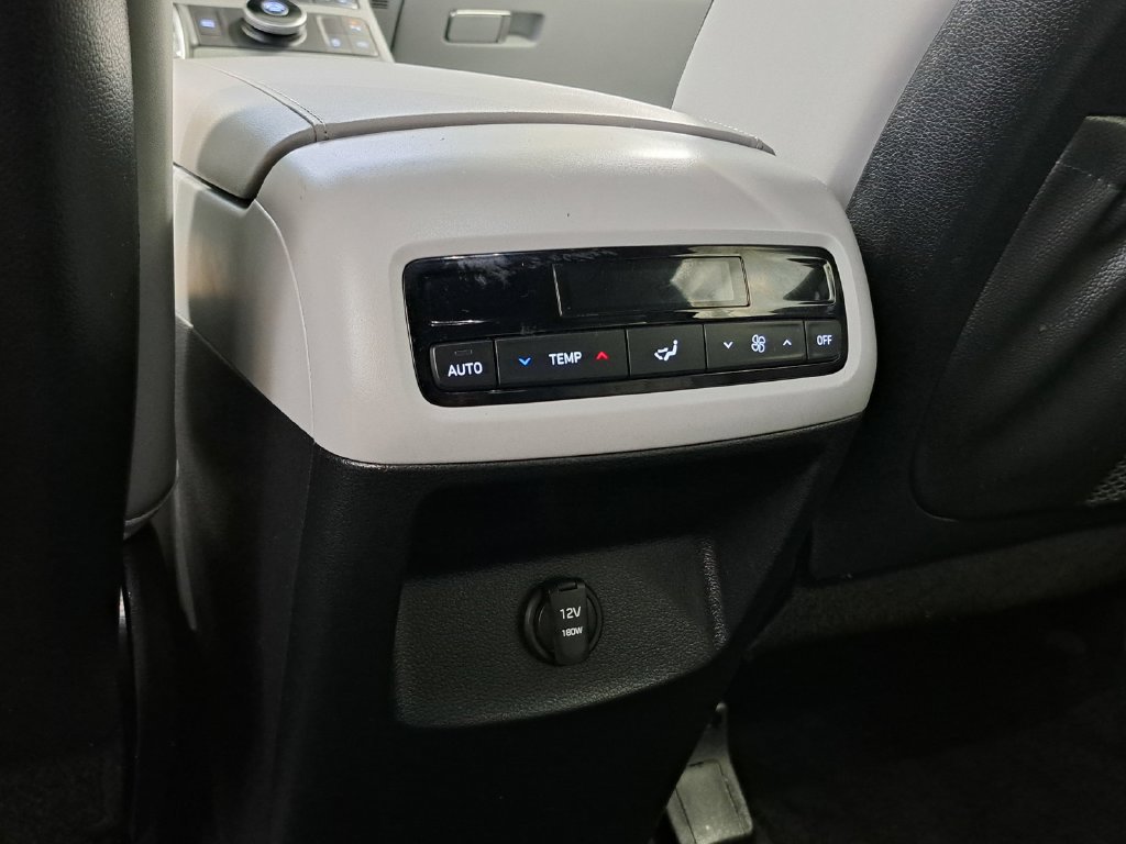 Used 2024 Hyundai Palisade SEL FWD image 27