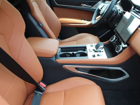 New 2026 Jaguar F-PACE R-Dynamic S image 3