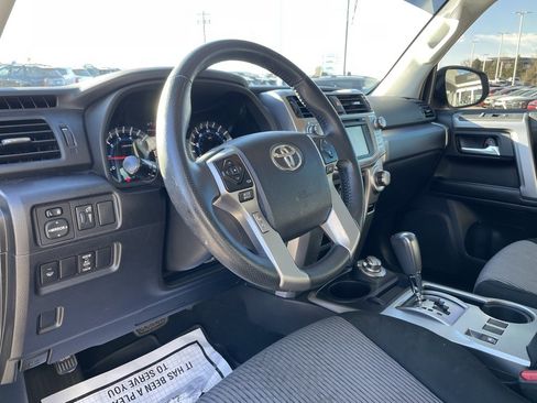 Used 2018 Toyota 4Runner SR5 image 9