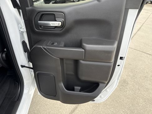 Used 2025 Chevrolet Silverado 1500 W/T w/ WT Value Package image 16