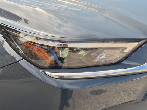 Used 2025 Toyota Grand Highlander AWD Hybrid image 10