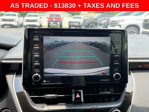 Used 2021 Toyota Corolla LE w/ LE Convenience Package FWD image 23