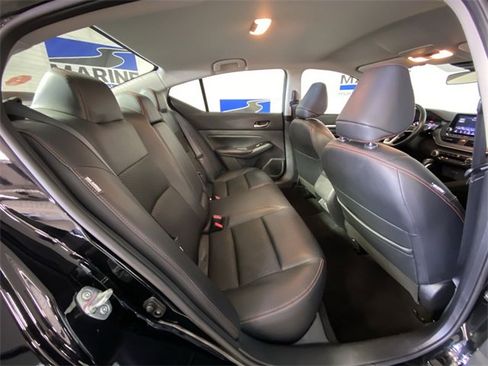 Used 2024 Nissan Altima 2.5 SR image 30