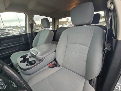 Used 2017 RAM 1500 Express w/ Express Value Package AWD/4WD image 17