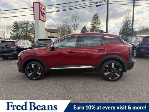 New 2026 Nissan Kicks SR w/ Cold Weather Package AWD/4WD image 5