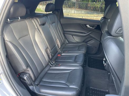 Used 2019 Audi Q7 3.0T Premium Plus w/ Premium Plus Package image 28