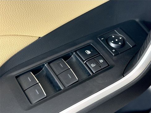 Certified 2022 Toyota RAV4 XLE image 25