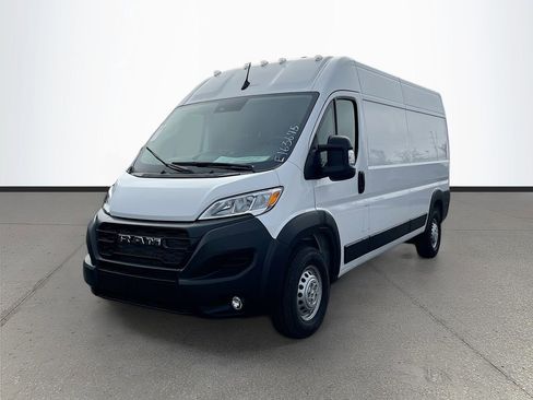 New 2026 RAM ProMaster 2500 w/ Convenience Group FWD image 3