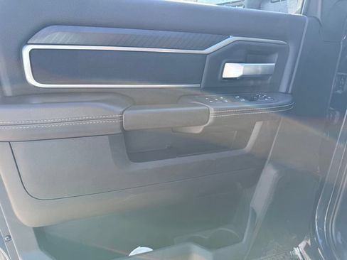 Used 2025 RAM 2500 Big Horn AWD/4WD image 5