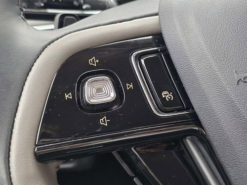 Used 2024 Lincoln Corsair Reserve w/ Equipment Group 201A image 12