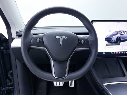 Used 2022 Tesla Model Y Performance AWD/4WD image 26