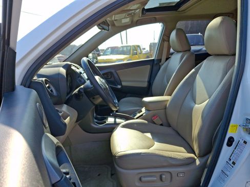 Used 2011 Toyota RAV4 Limited image 13