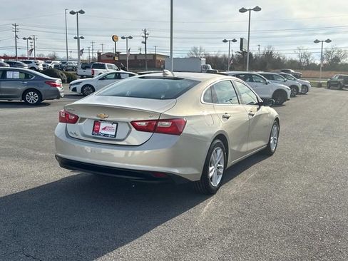 Used 2016 Chevrolet Malibu LT image 4