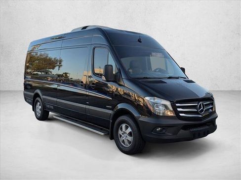 Used 2015 Mercedes-Benz Sprinter 2500 image 3