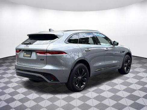 Used 2026 Jaguar F-PACE R-Dynamic S AWD/4WD image 9