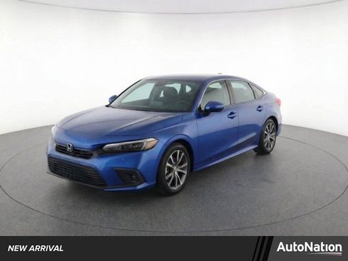 Used 2023 Honda Civic EX image 1