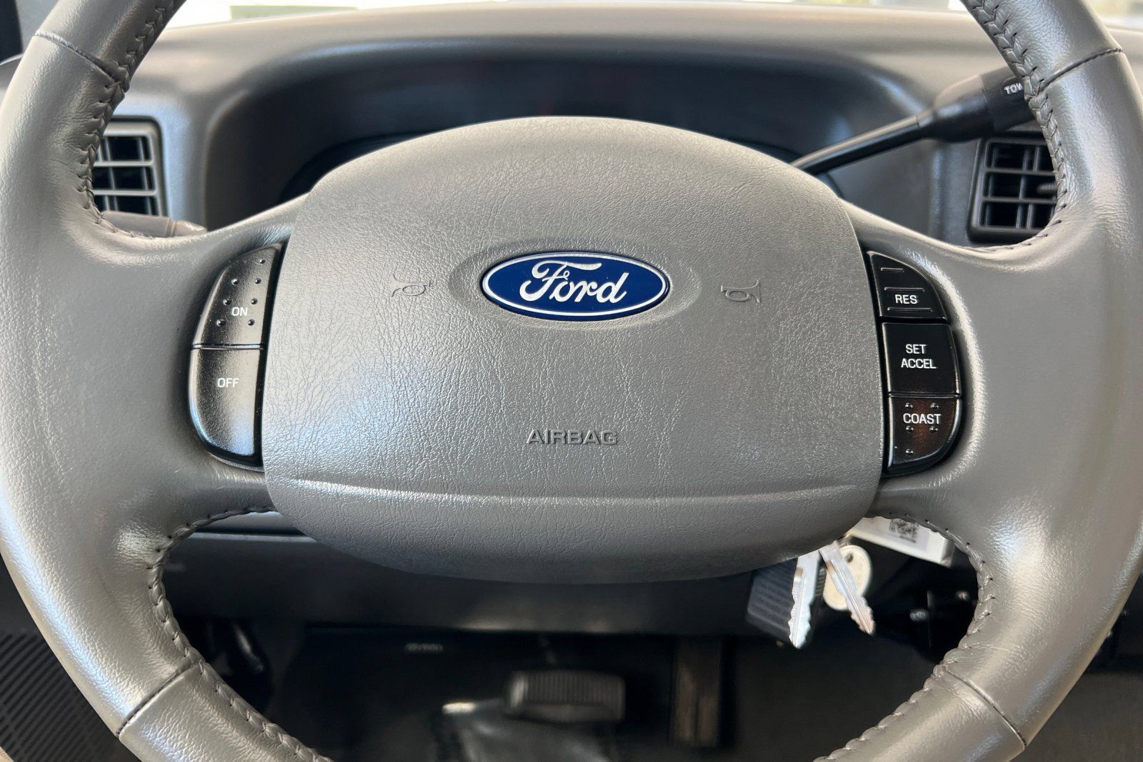 Used 2003 Ford F350 XL AWD/4WD image 31