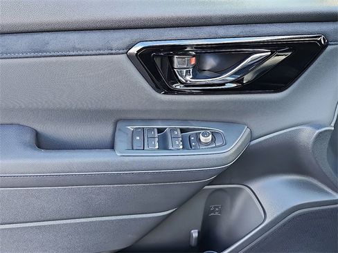 New 2025 Subaru Forester Limited image 10
