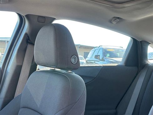 Used 2023 Chevrolet Malibu LT image 14