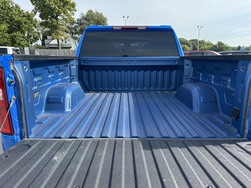 Used 2025 Chevrolet Silverado 1500 RST AWD/4WD image 14