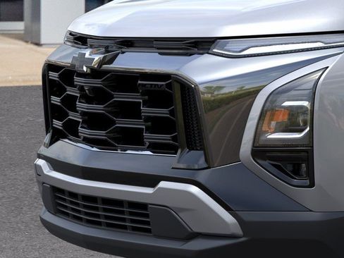 New 2026 Chevrolet Equinox ACTIV AWD/4WD image 13