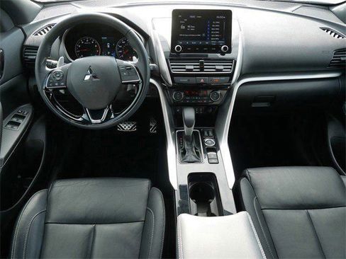 Used 2022 Mitsubishi Eclipse Cross SEL image 11