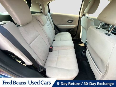 Used 2017 Honda HR-V LX image 29