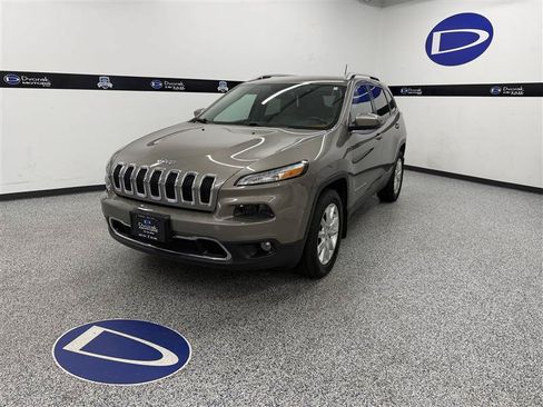 Used 2016 Jeep Cherokee Limited AWD/4WD image 1