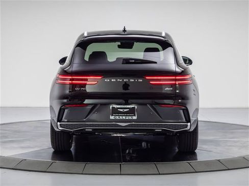 New 2026 Genesis GV70 2.5T Advanced AWD/4WD image 4